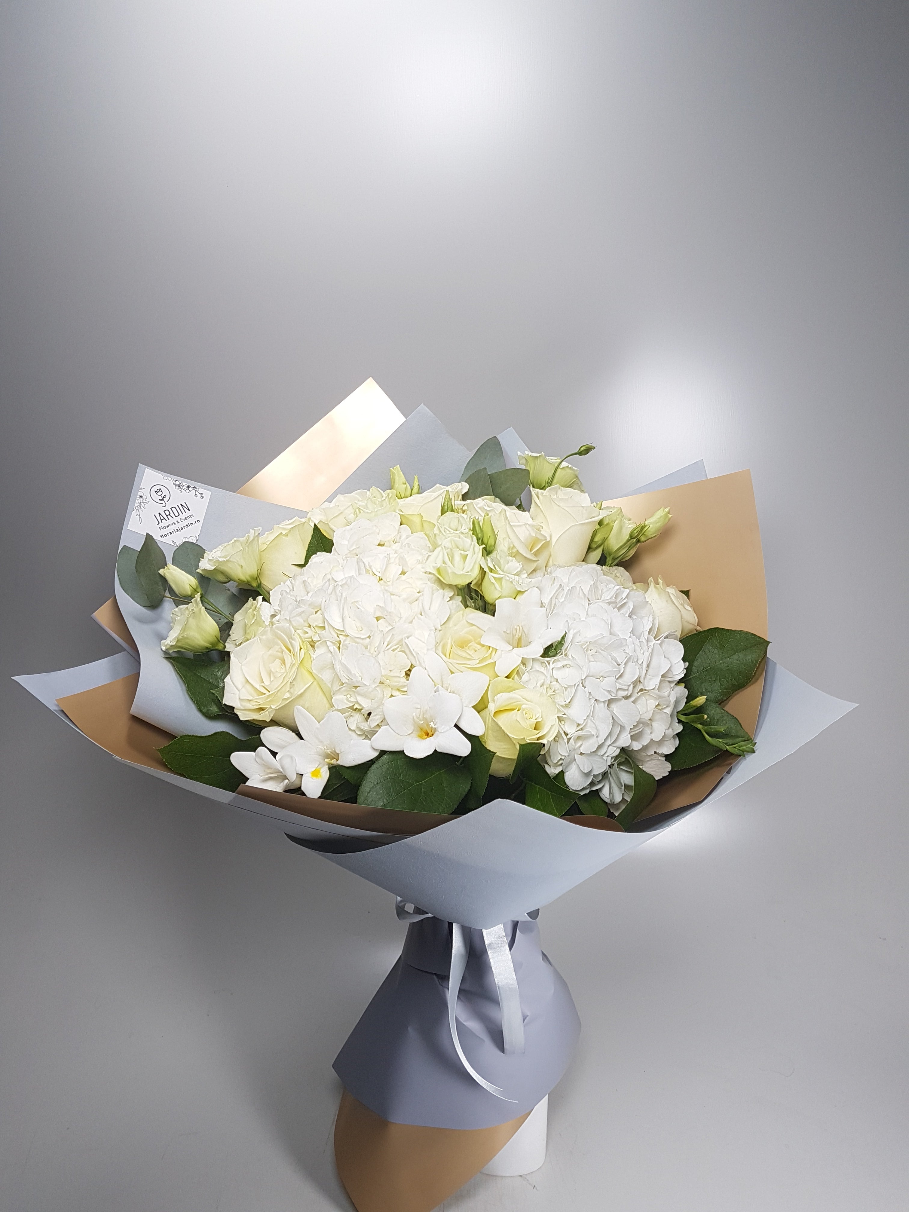 Buchet All White